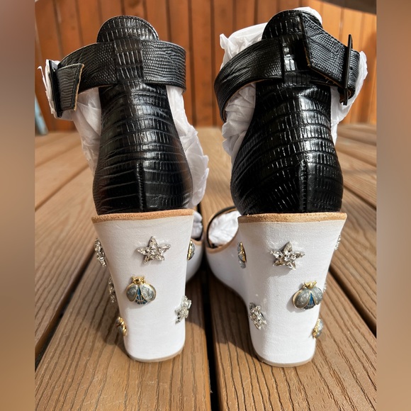 Bill Blass Rhinestone Wedge Sandals Women Size 8.5 NWT - Picture 10 of 13